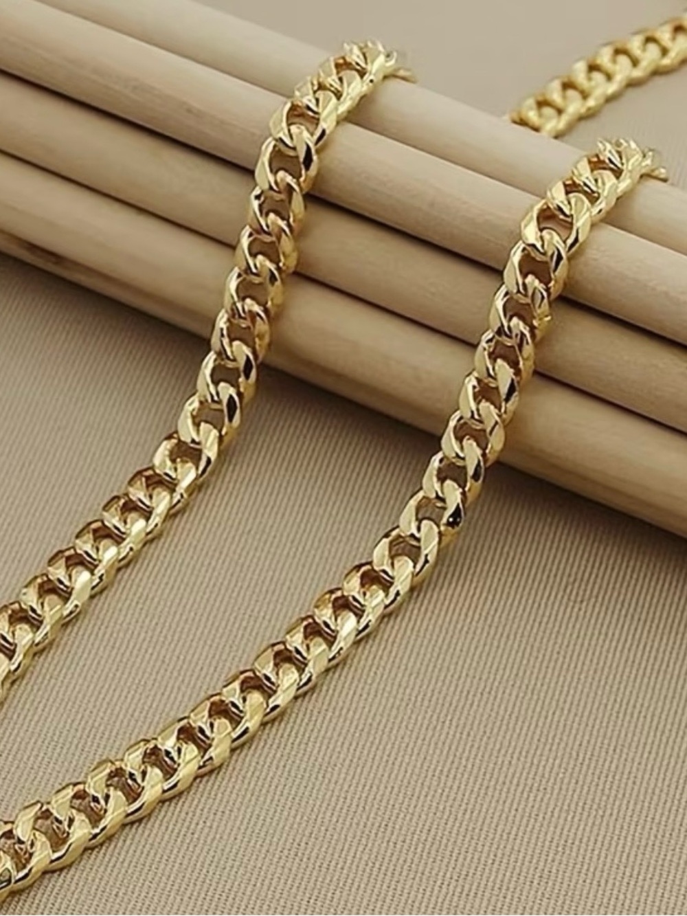 22” Classic Gold Plated Cuban Link Chain 8MM Necklace for Men